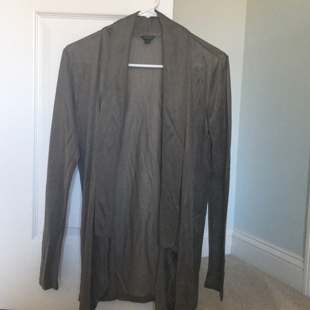 Flowing cardigan